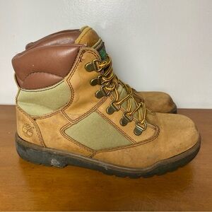 TIMBERLAND Boys Size 4 Premium Waterproof Boots Lace Up Wheat Leather Youth